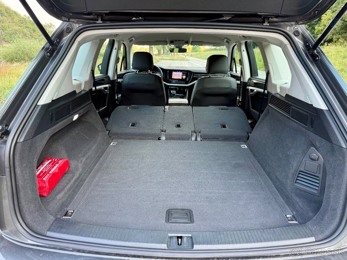 VOLKSWAGEN TOUAREG 3.0TDI 4x4 TOP STAV 138tkm - 20