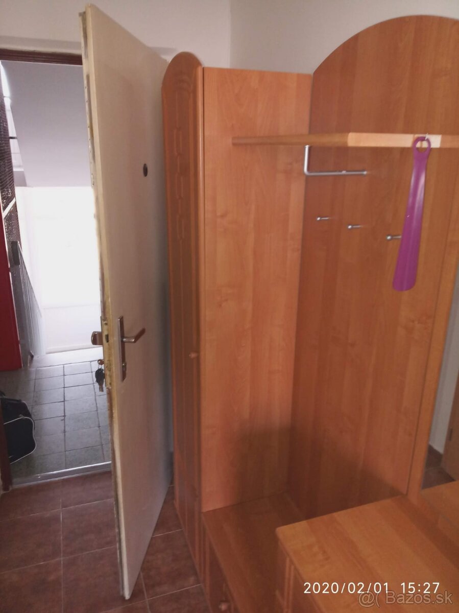 NA PREDAJ 1I BYT SOBLAHOVSKA TRENČÍN - 20