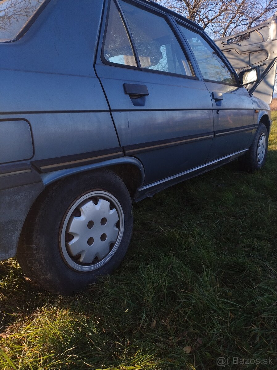 Predám Renault 9 - 20