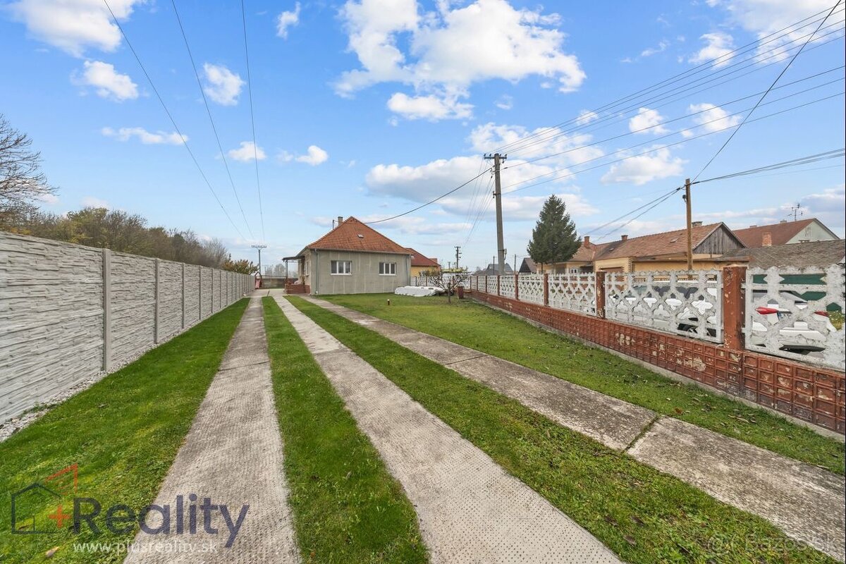 Rodinný dom s veľkým pozemkom v obci Vrakuň na predaj - 20