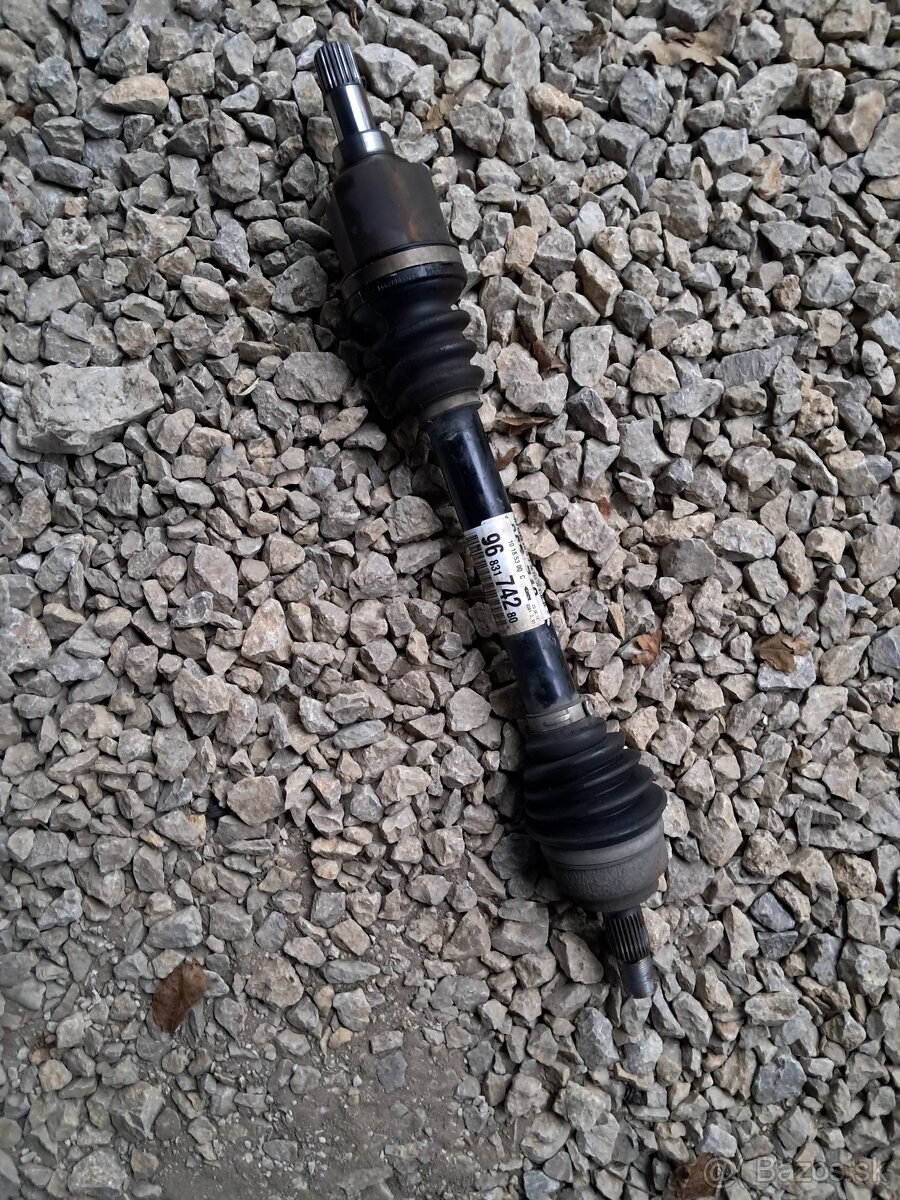 Predám diely citroen c3 picasso 1.4vti 70kw - 20