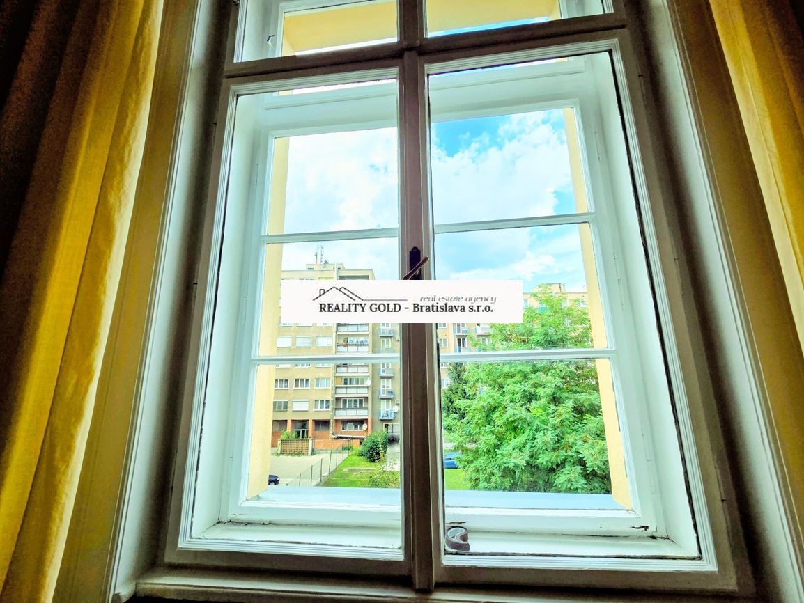 4 izbový CENTRUM - GRÖSSLINGOVA - GARÁŽ v cene - 139 m2 - 20