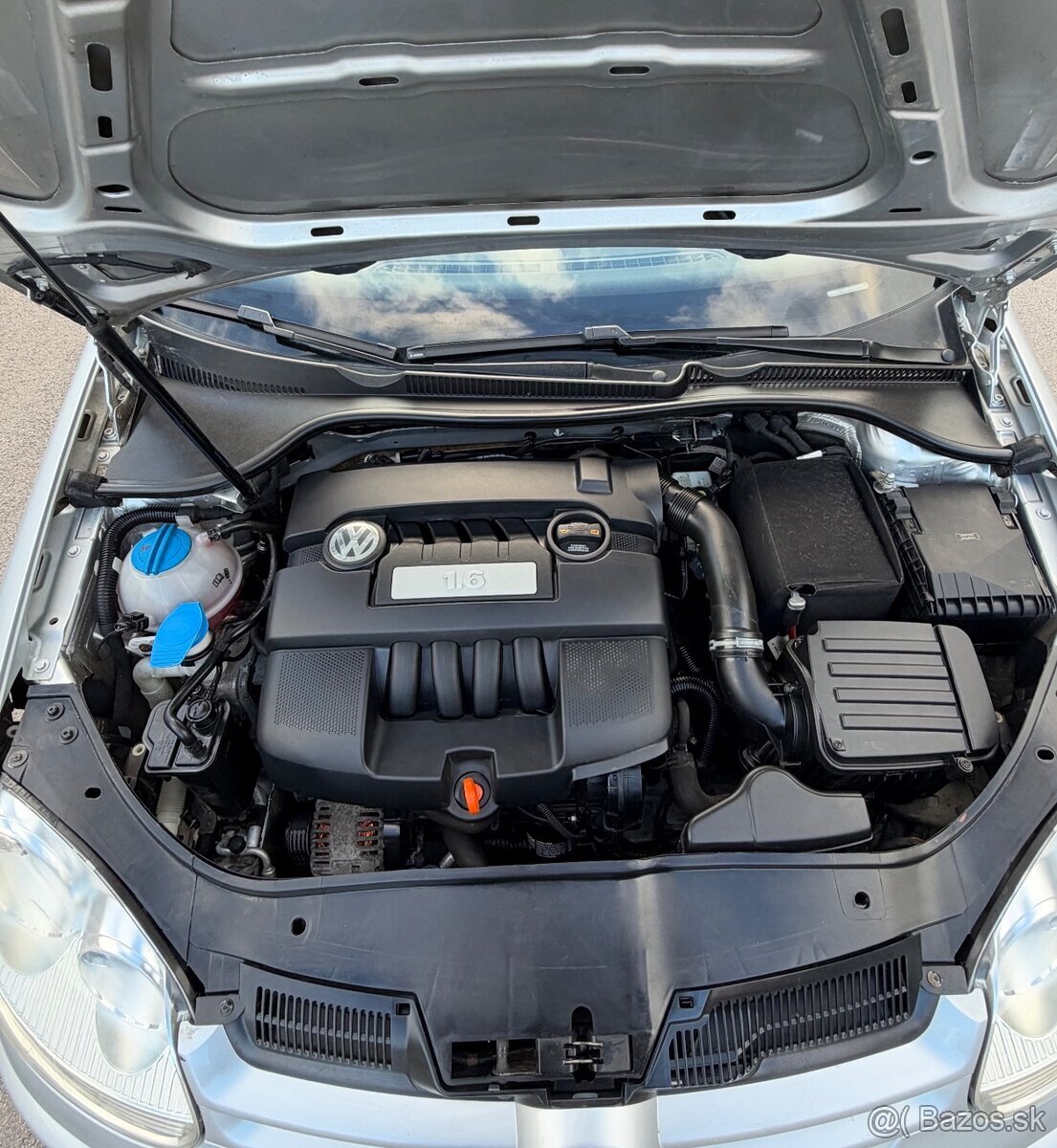 Volkswagen Golf 5 1.6 MPi Benzín,2009 - 20