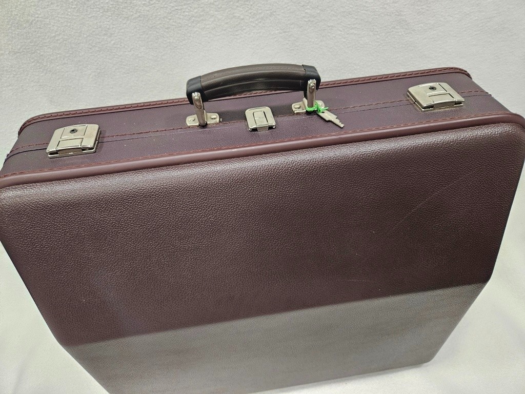 akordeon Weltmeister Saphir 120 basovy - 20