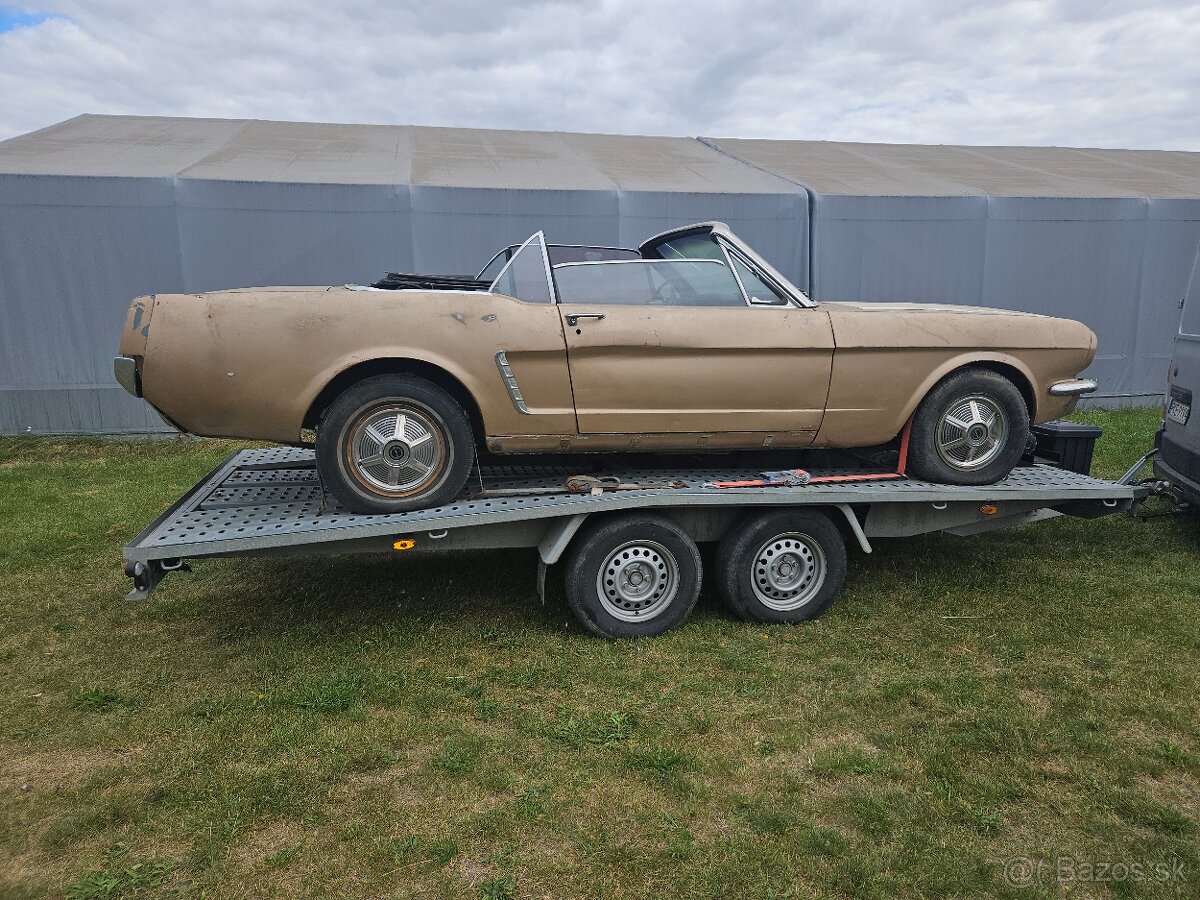 Ford Mustang V8 Cabriolet - 20