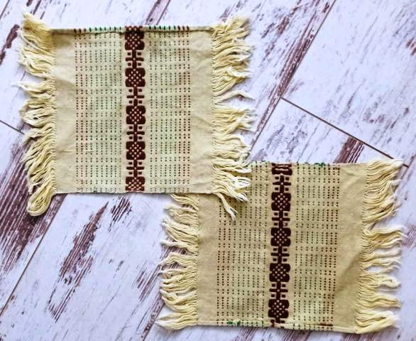 Retro vyšívané obrusy - 20