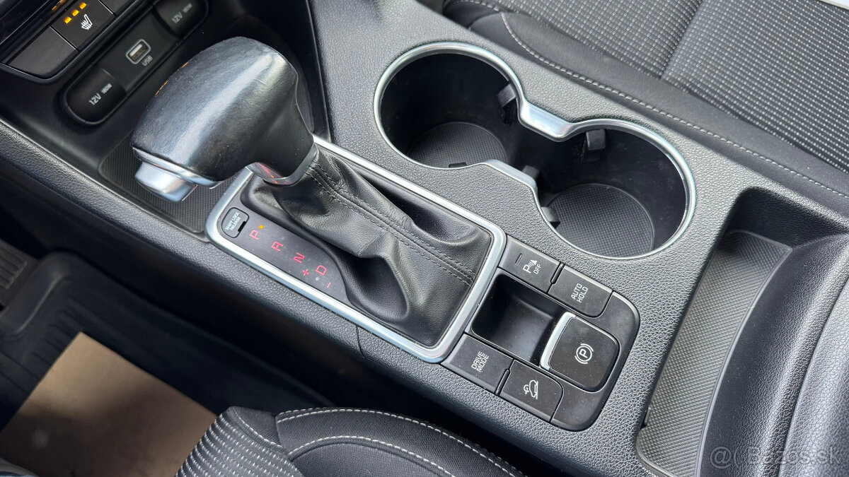 Kia Sportage 1.6 CRDi 136k Gold A/T - 20