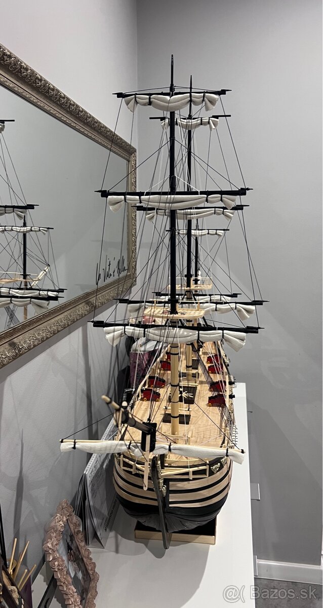 Dreveny model plachetnice. - 20