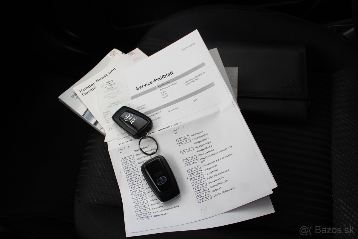 Toyota Prius 1.8 Plug-in Hybrid Executive - 20