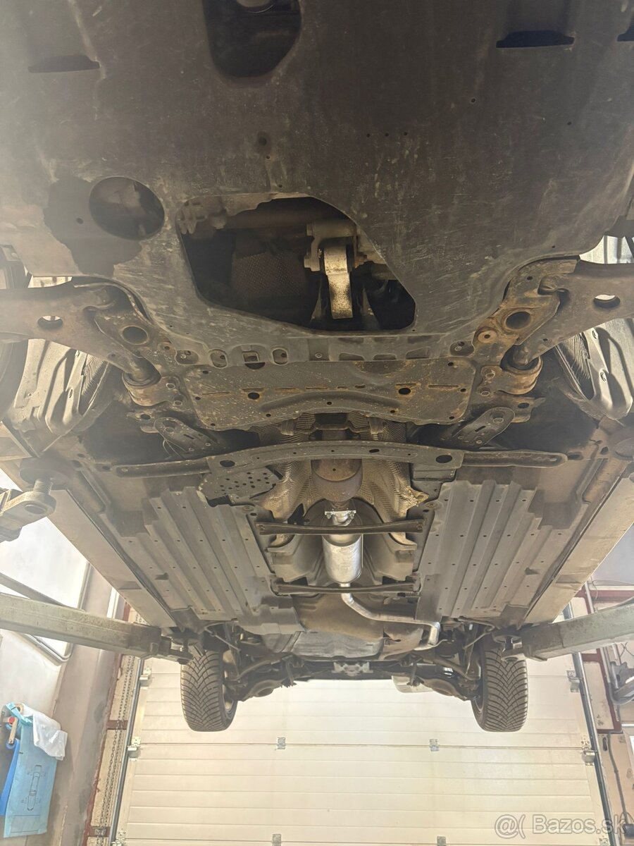 Mazda 5 40 Jahre edition 2,0i - 20