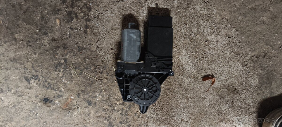 Rozpredám VW passat b5.5 Len diely na foto - 20