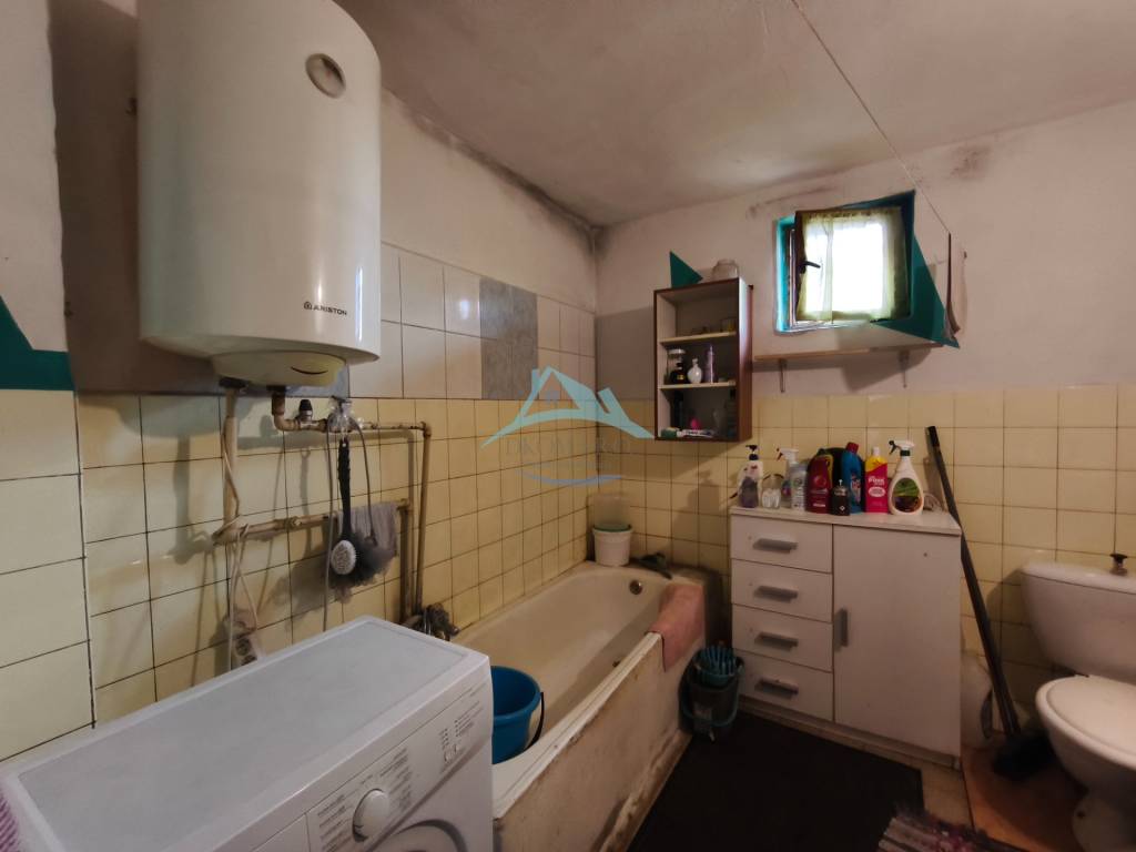 Rodinný dom v obci Malé Zlievce v okrese Veľký Krtíš. - 20