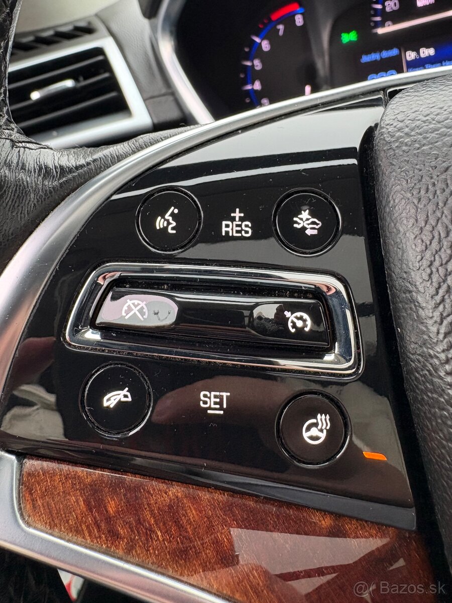 Cadillac SRX 3.6 V6 A/T - 20