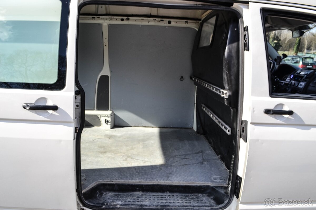 VW Transporter T5 2.0 TDI 103KW - 20