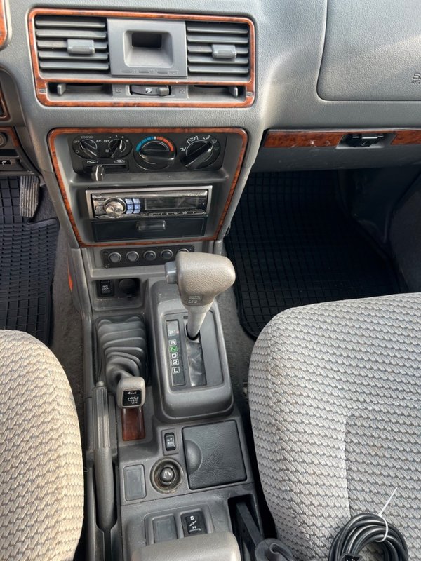 Mitsubishi Pajero 3.5 GLS A/T AB A/C LED - 20