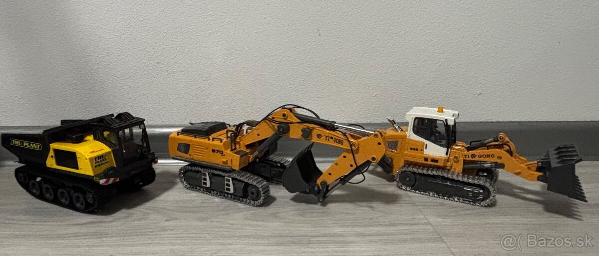 RC pásový nakladač LR636 - 20