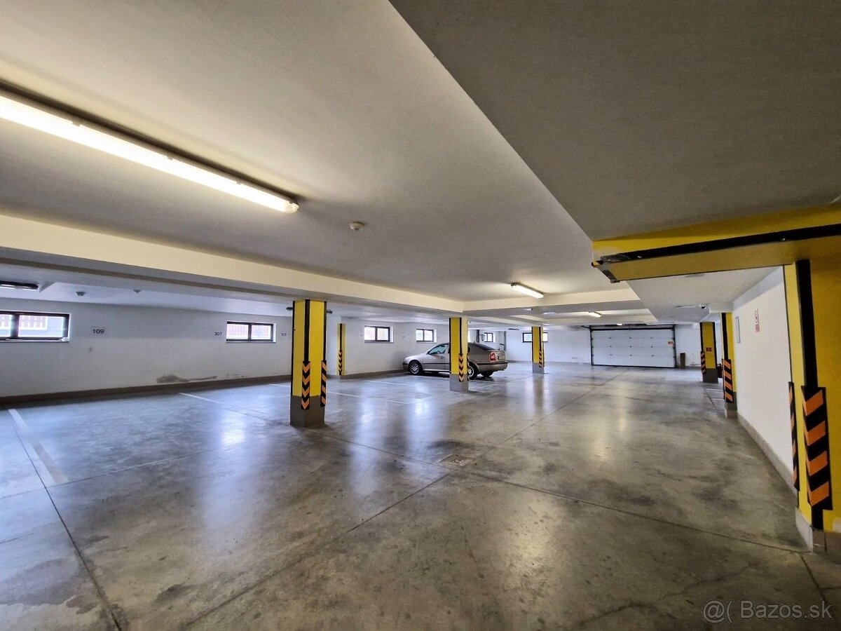 REZERVOVANÉ/ 3 izbový luxusne zariadený veľkorysý apartmán - 20