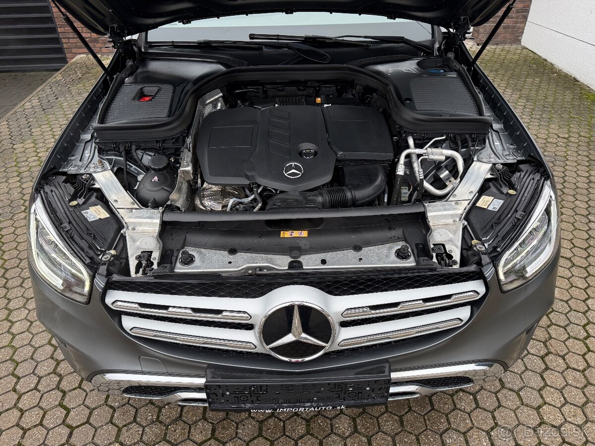Mercedes-Benz GLC SUV 220 d 4MATIC A/T - 20