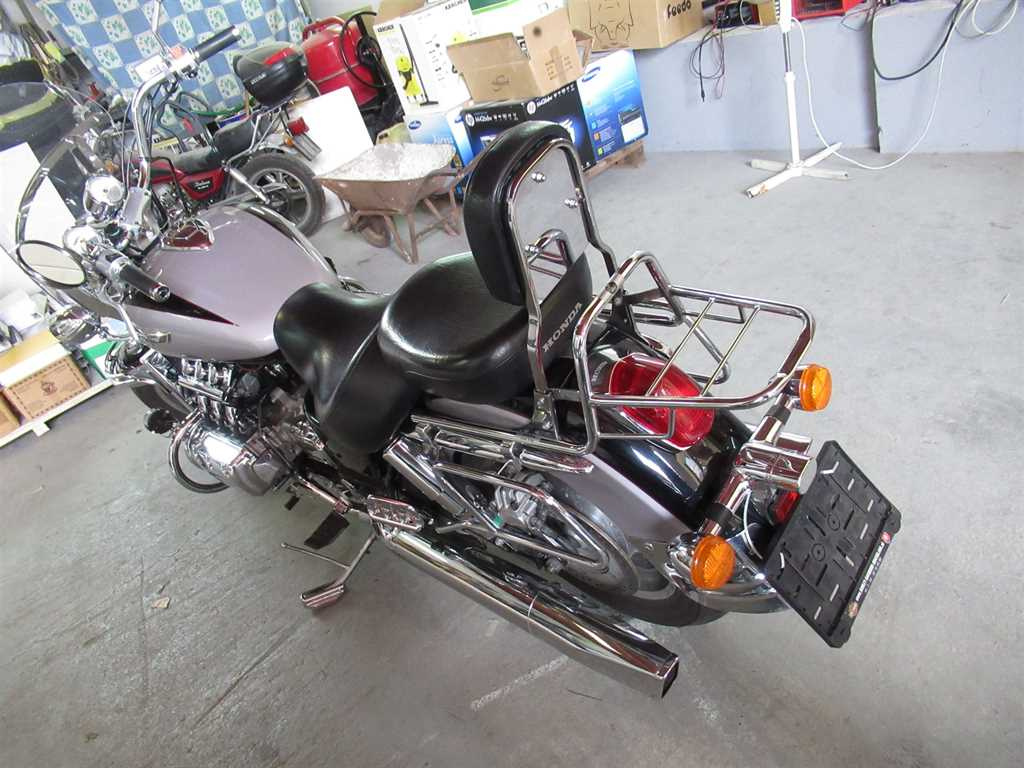 Honda Valkyrie CUSTOM - 20