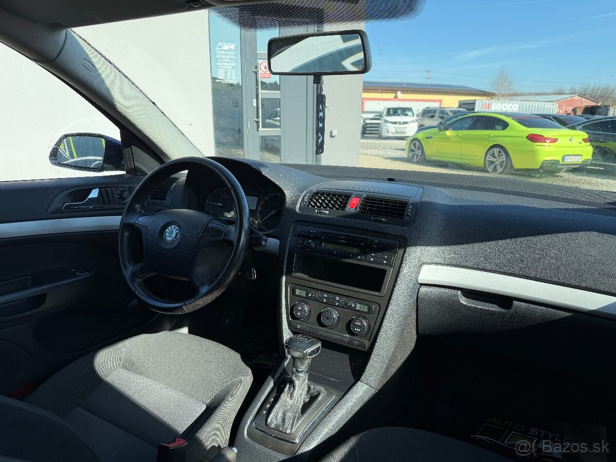 Škoda Octavia Combi 1.9 TDI DSG - 20