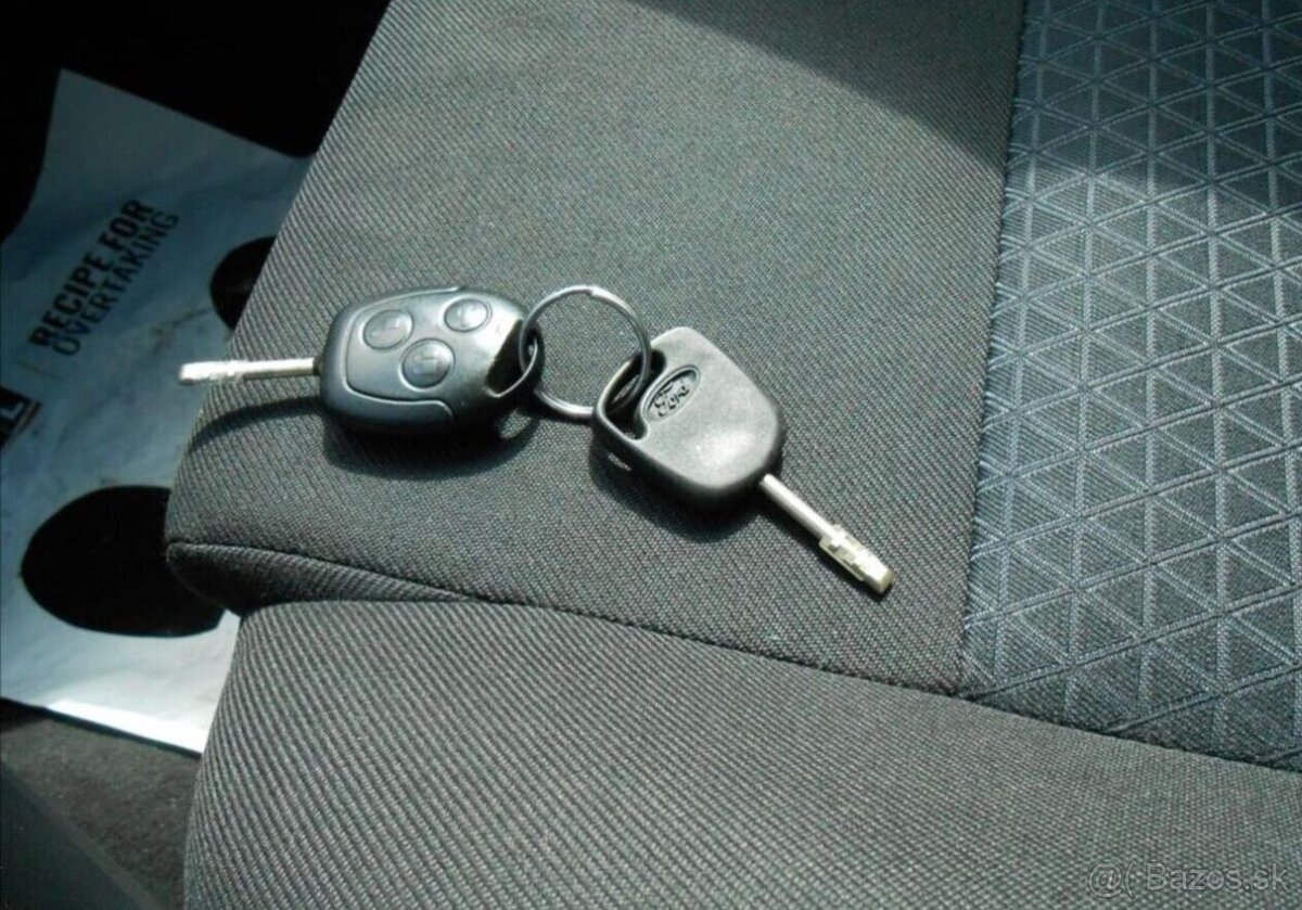 Ford Mondeo 1,8 92 kW Digiklima Serviska benzín - 20