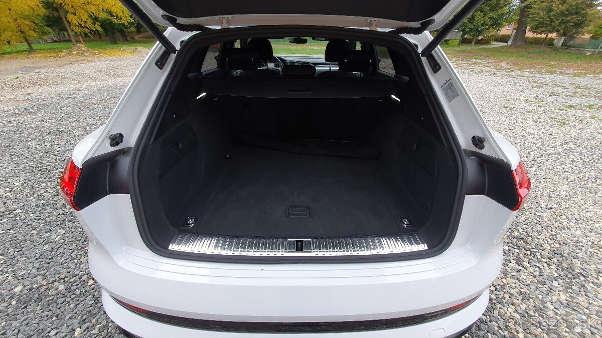 Audi E-tron 55 Quattro S-Line odpočet DPH VIDEOOBHLIADKA - 20