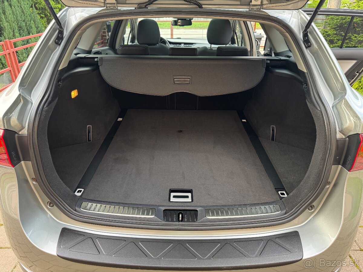 Toyota Avensis Combi 1.8i Valvematic - 20