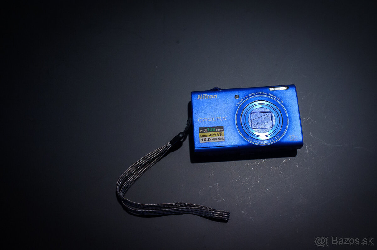 Nikon Coolpix S6200 - 20