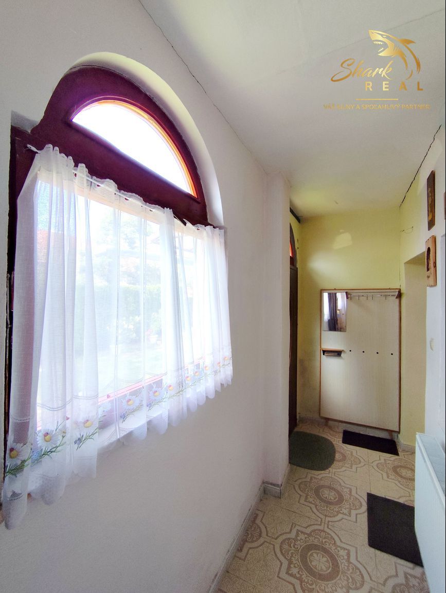 Útulný dom s nádhernou záhradou v krásnej prírode - 20