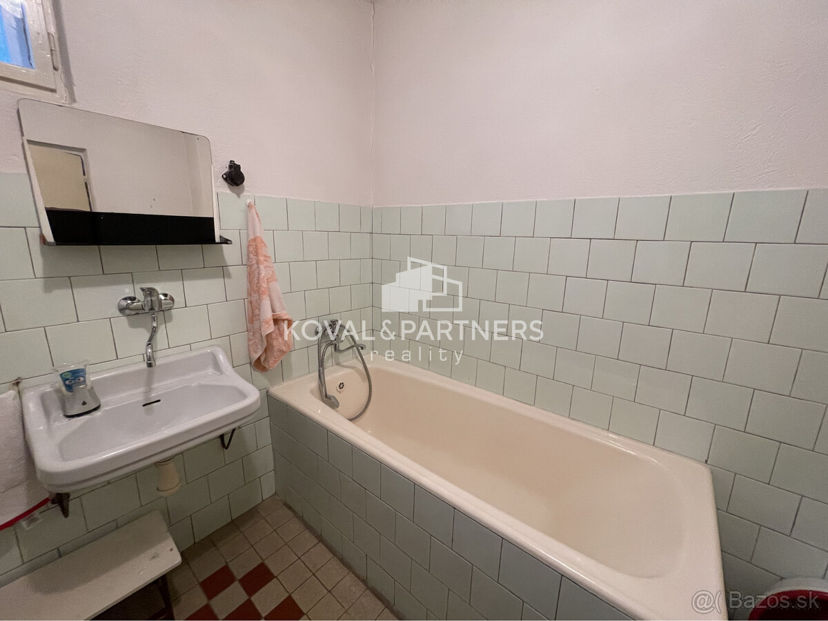 Na predaj rodinný dom v Dolných Krškanoch - 20