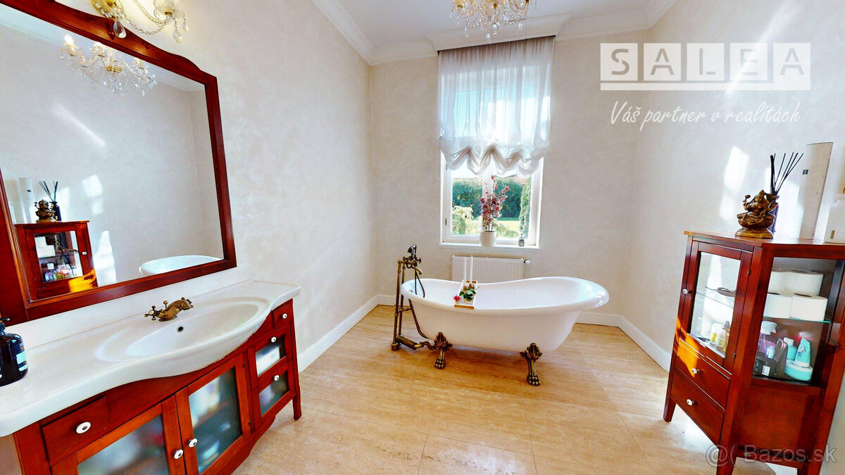 Rodinný dom vhodný na bývanie alebo reprezentatívne kancelár - 20