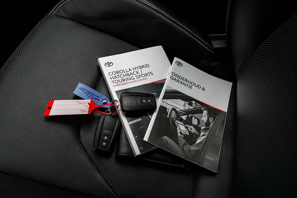 Toyota Corolla Combi 1.8 Hybrid 72kW e-CVT Executive 05/2021 - 20