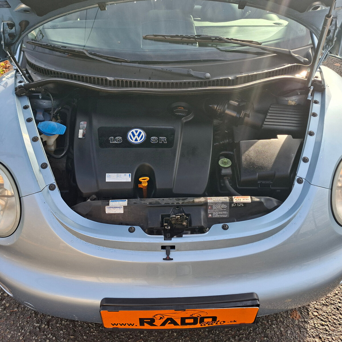 Volkswagen New Beetle 1.6 75 KW benzín - 20