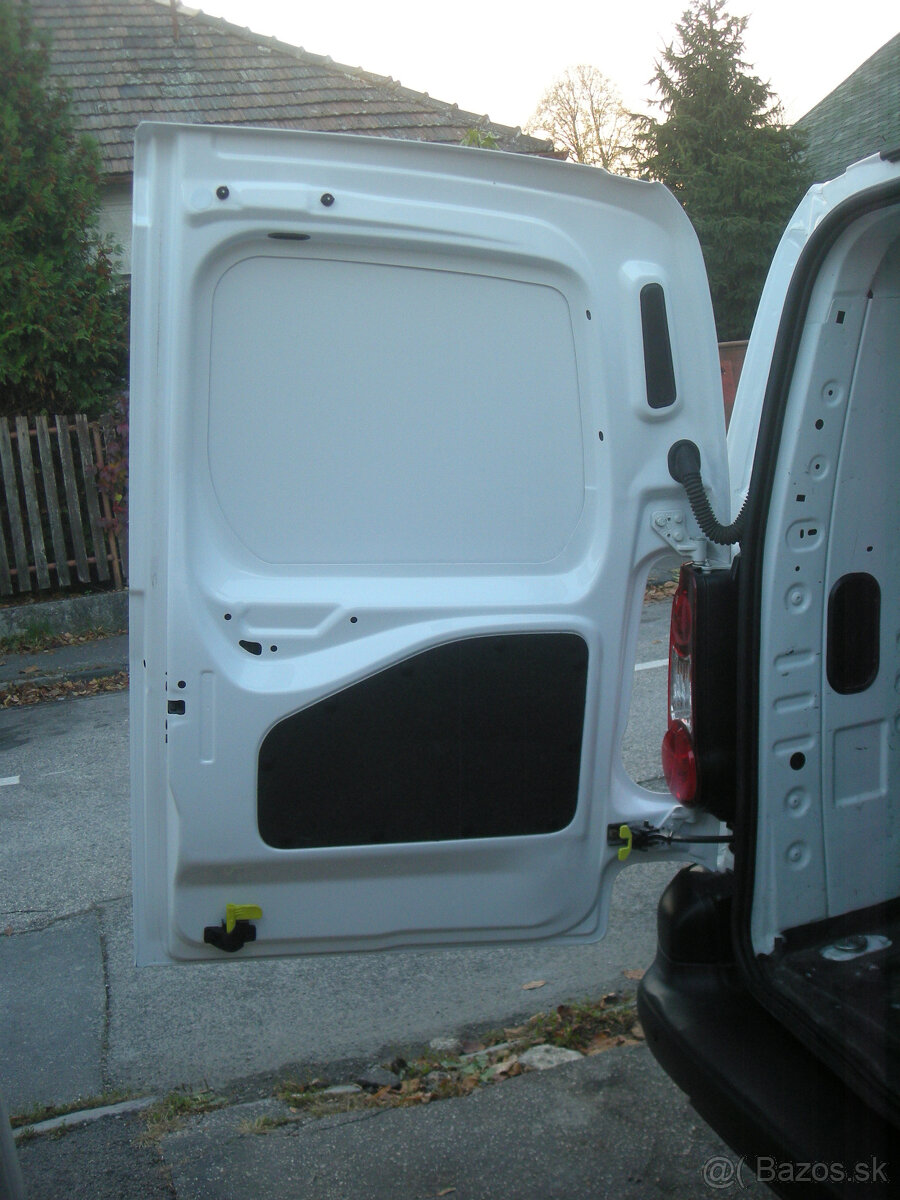 Peugeot Partner BlueHDI 100 1.6HDi rv2018 Predlzena verzia - 20