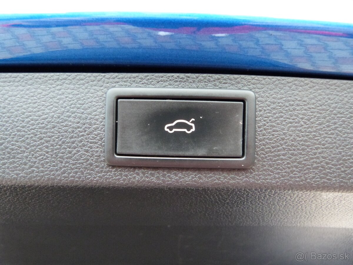 Škoda Karoq 1.5 TSI ACT EVO Style DSG mega výbava - 20