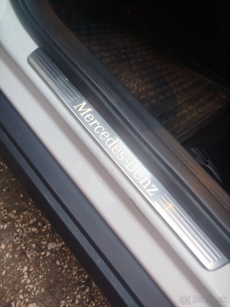 GLA 220cdi 4matic top stav - 20