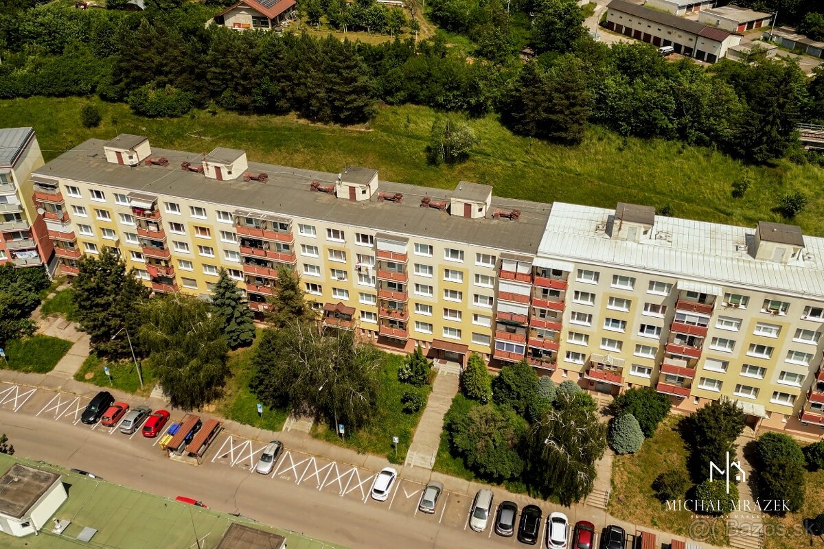 na predaj kompletne zariadený, moderný 3-izbový byt v blízko - 20