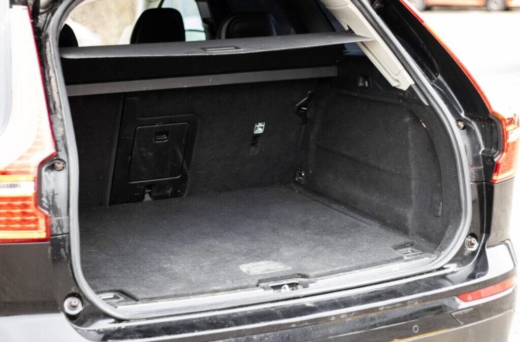 Volvo XC60 D4 Momentum, 140kW (2019) - 20