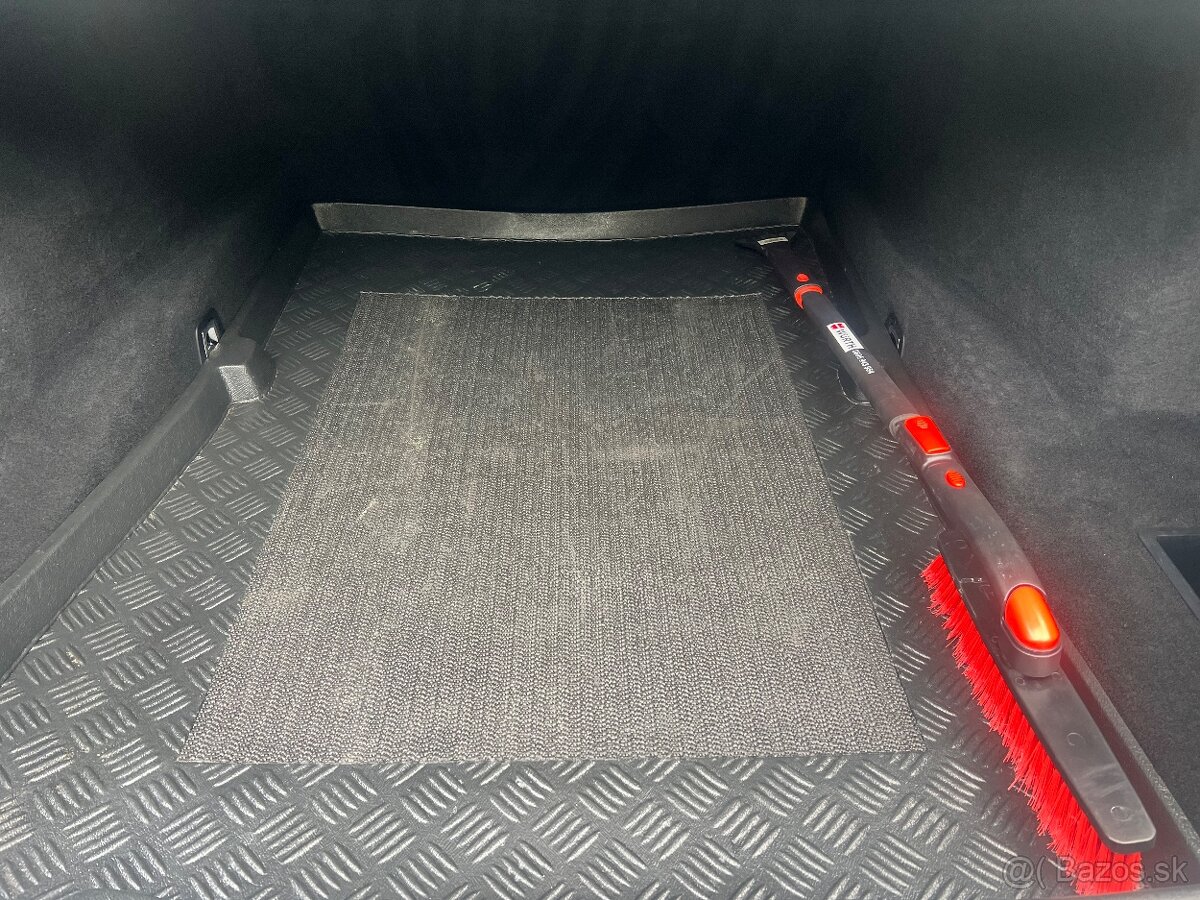 BMW 750Li xDrive - 20