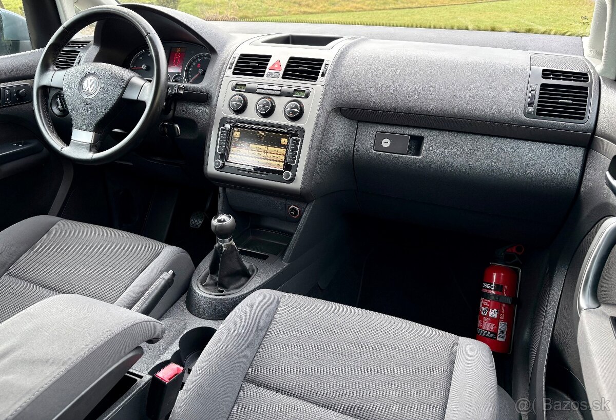 VOLKSWAGEN TOURAN 1.9 TDI 77KW BEZ DPF 2010 7 MIEST - 20