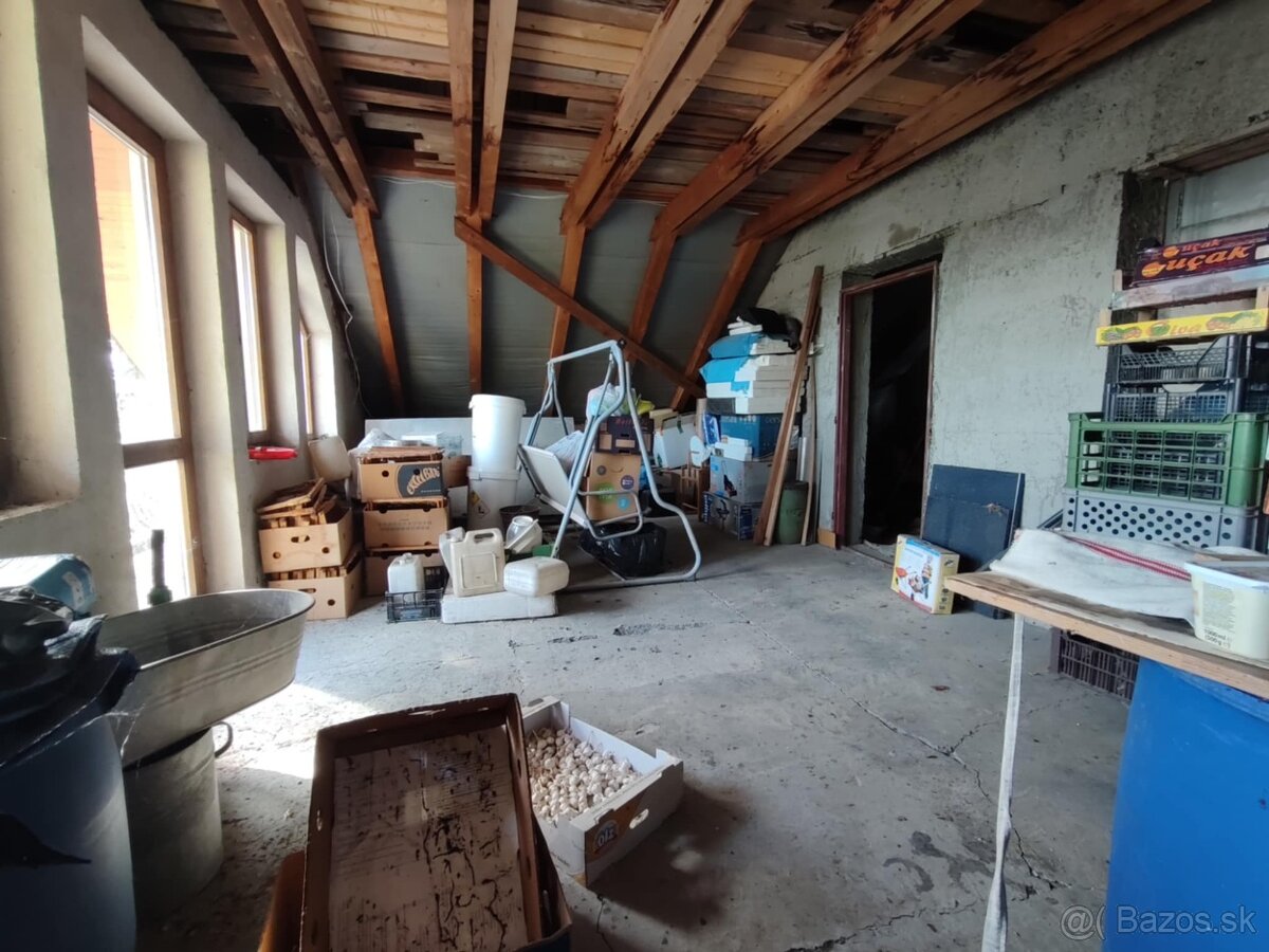 Exkluzívne ponúkame na predaj rodinný dom Levice, F.HEčku - 20