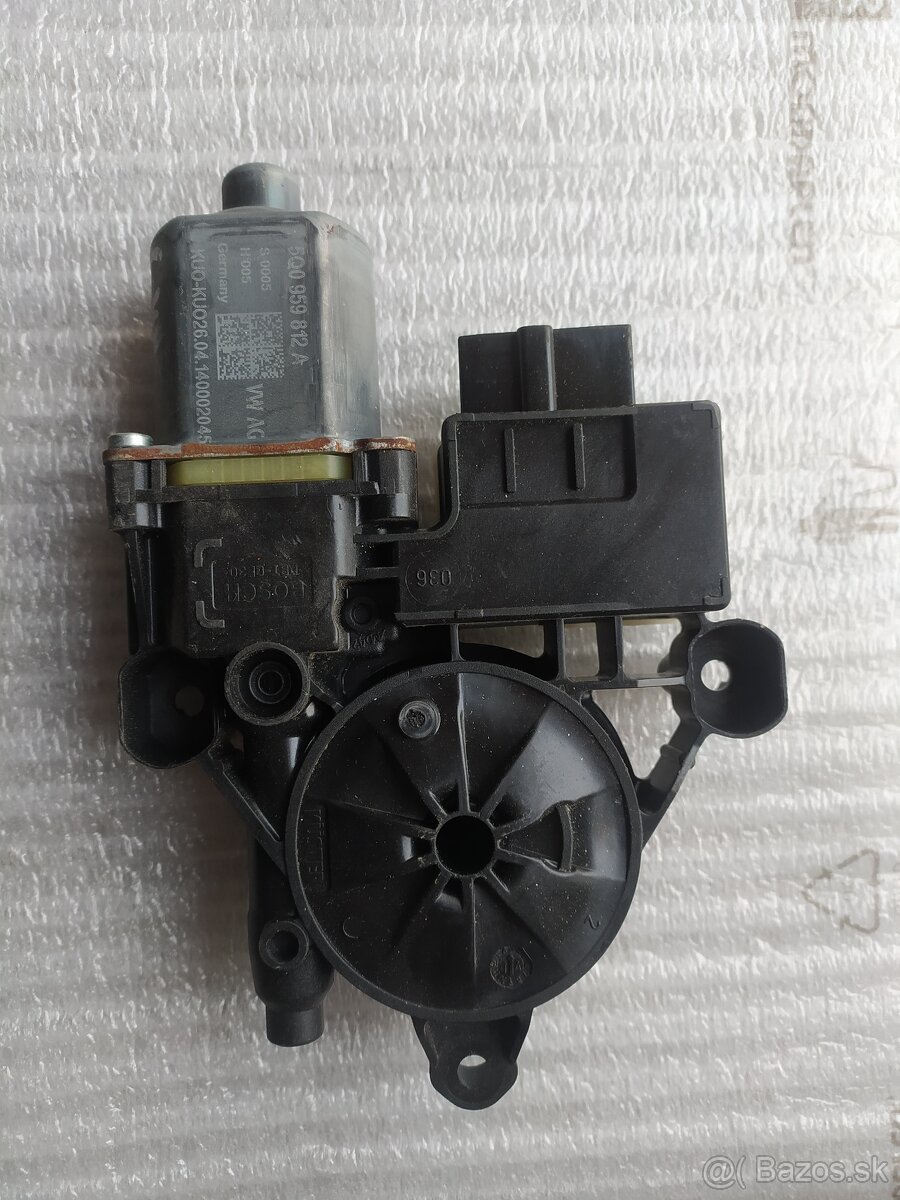 Motorček stahovania okná Škoda Octavia 3 Rapid VW Golf 7 - 20