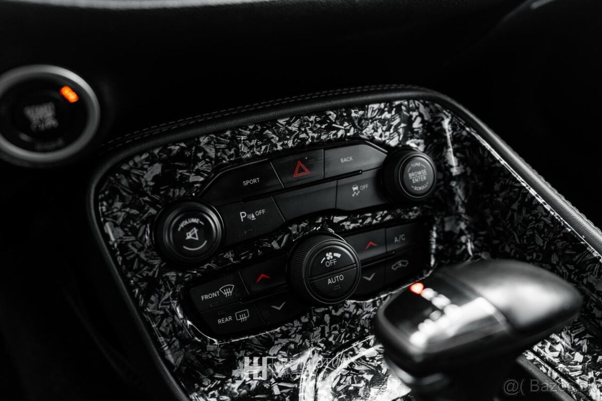 Dodge Challenger - 20