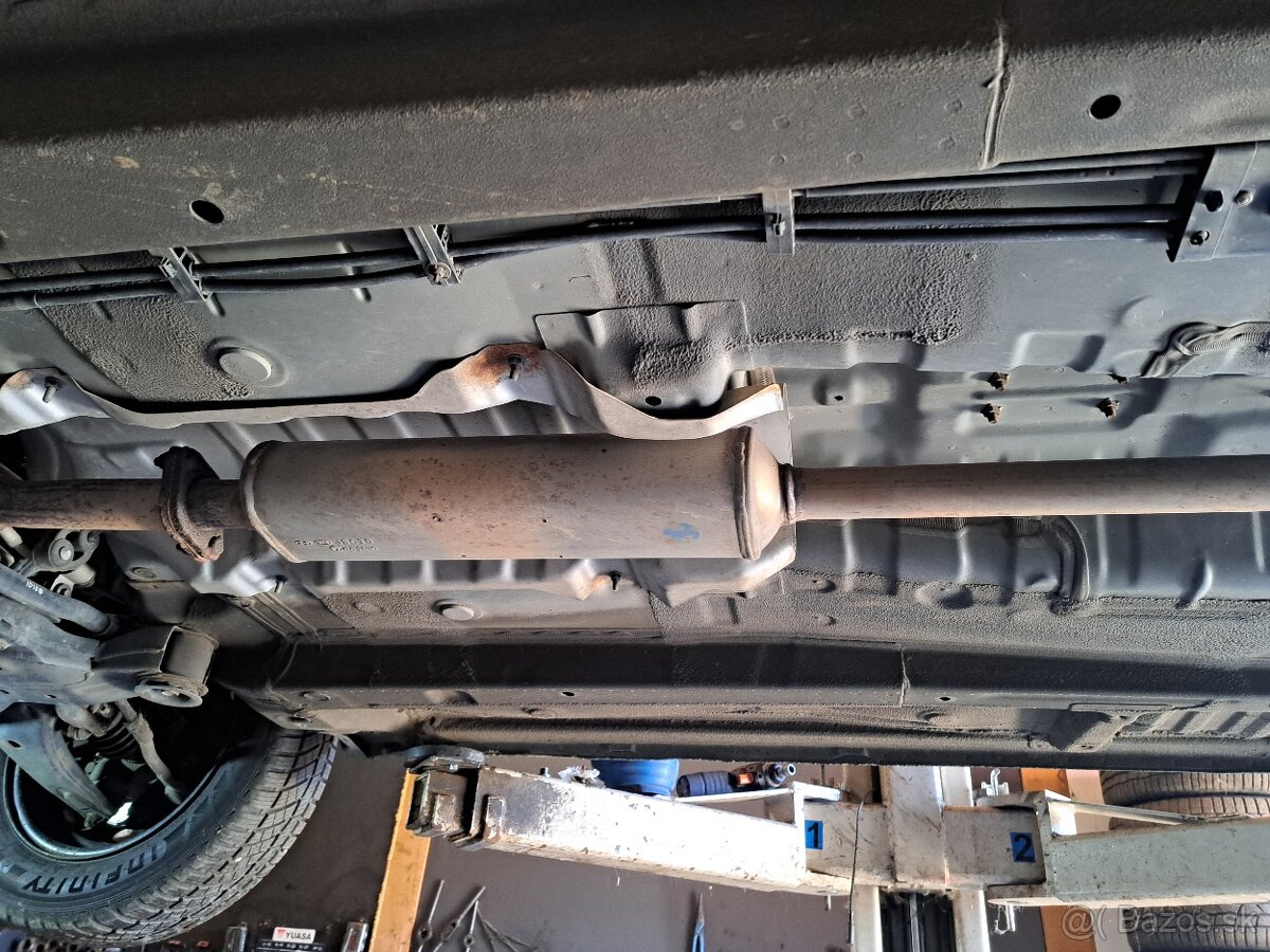 94 tisíc km Kia Rio - 20