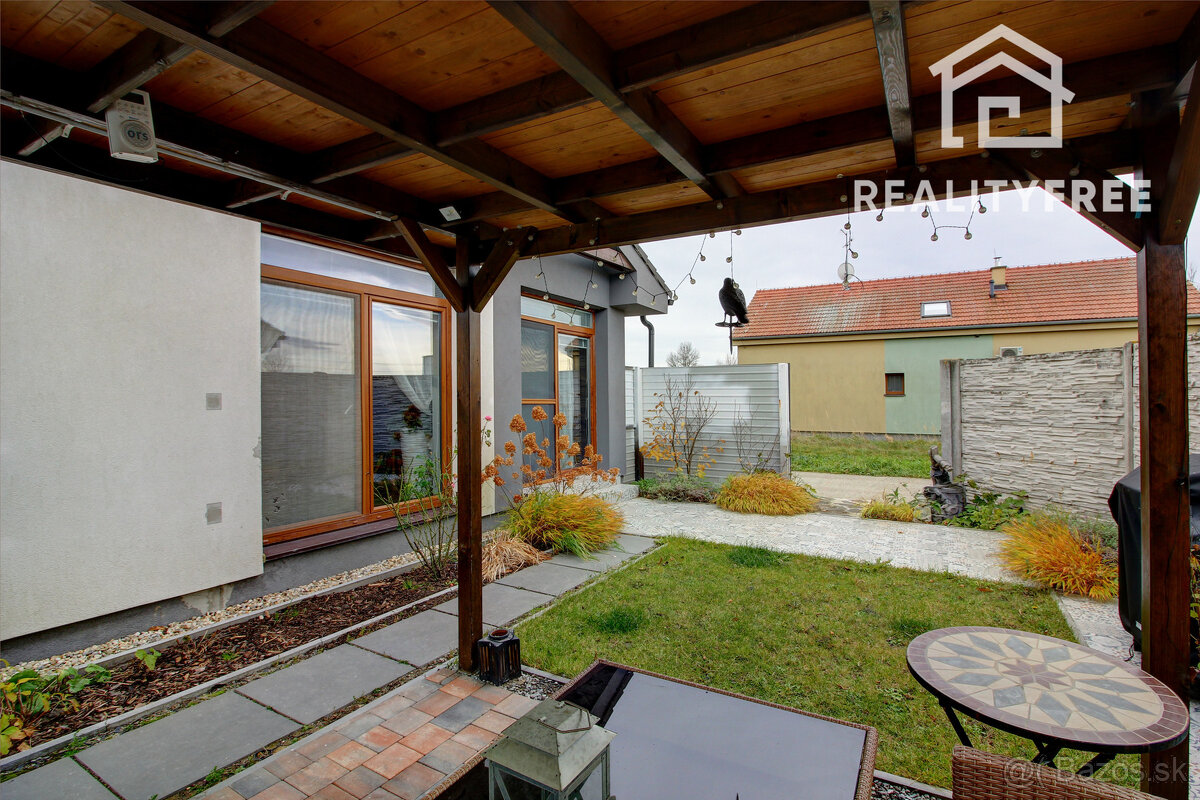 Novinka – samostatne stojaci 4i rodinný dom v obci Láb - 20