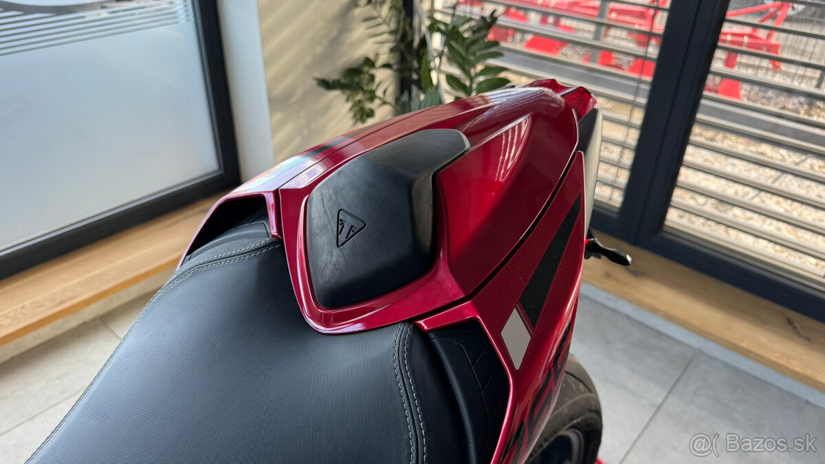 Triumph Street Triple RS - 20