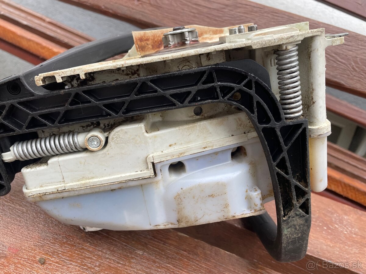 Predám motorovú pilu STIHL MS 211C - 20