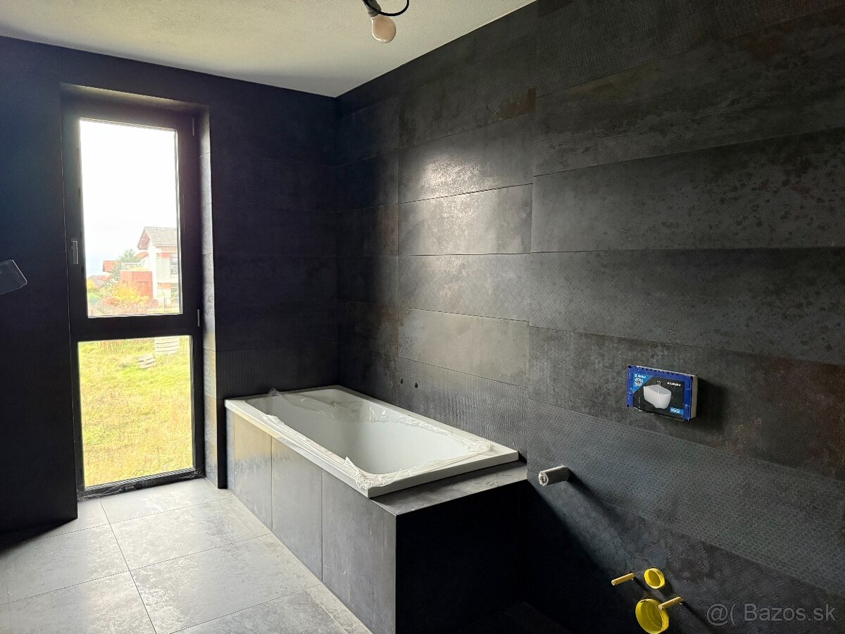 Na predaj moderný rodinný dom s výhľadom na mesto - 20