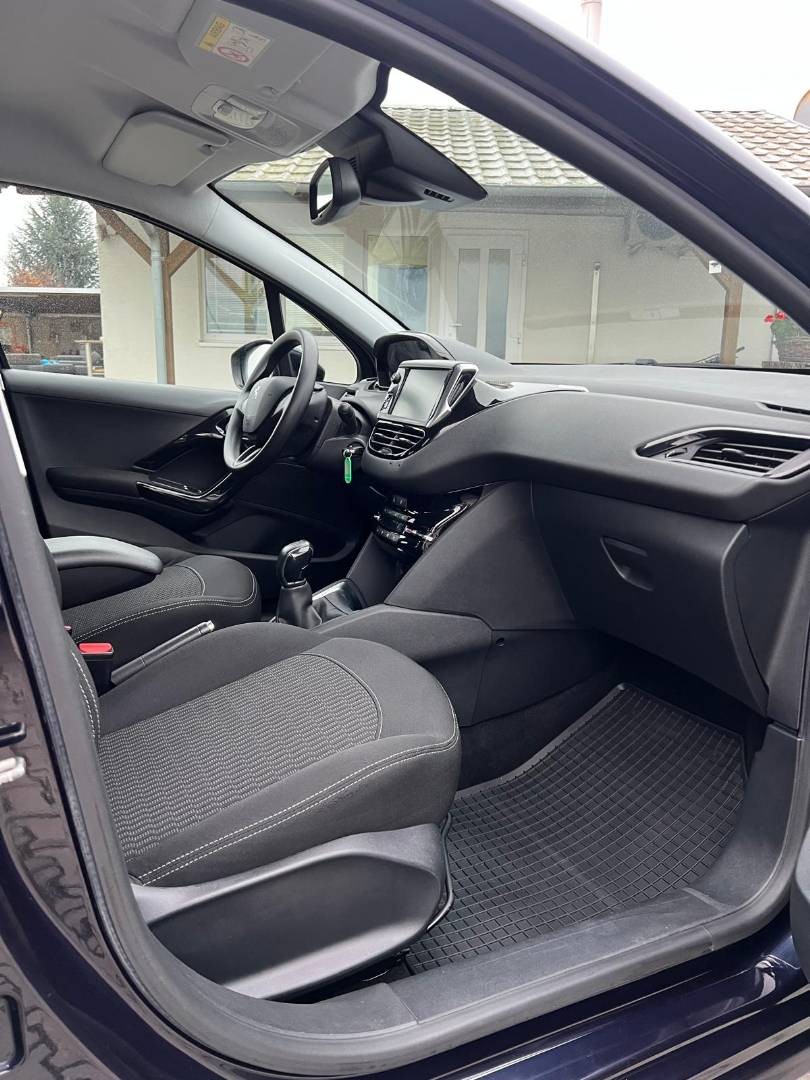 Peugeot 208 1.2 PureTech Active E6.2 - 20