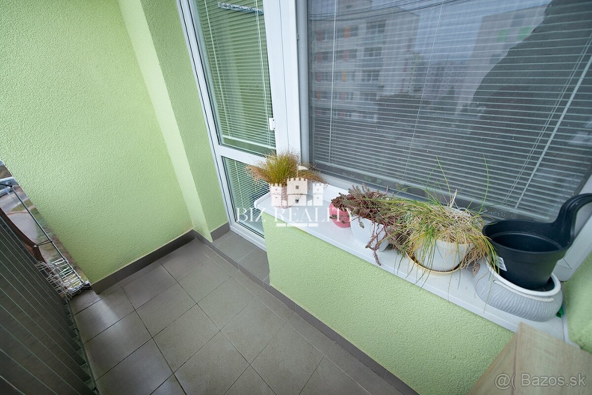 NA PREDAJ svetlý 2-izbový byt s lodžiou - 20